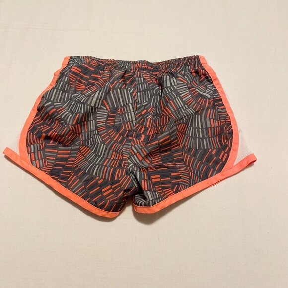 Nike Girls Shorts 4T Dri Fit Shorts - Picture 6 of 12